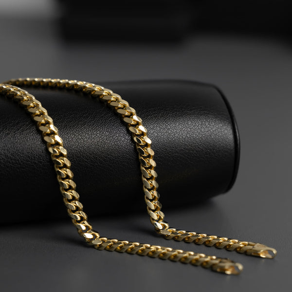 Gold Curb Chains for Men