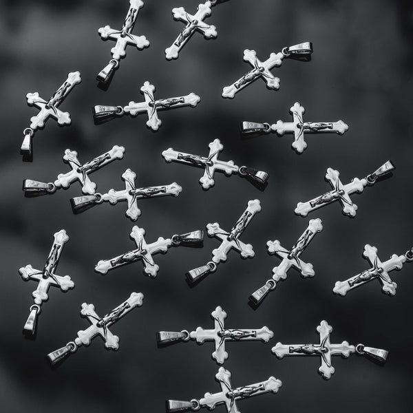 Men's cross necklaces