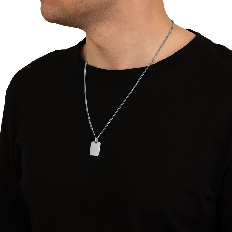 Wisior w kształcie ośmiokąta z grawerowaną płytką, wypolerowany