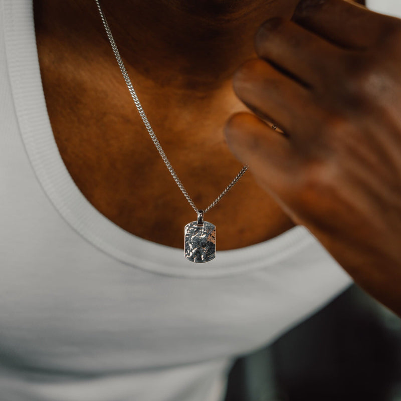 Wisiorek z tabliczką z grawerem na łańcuszek