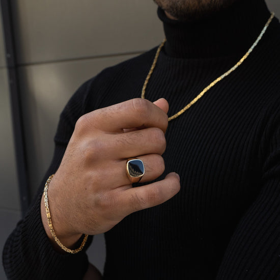 SIGNET RING ONYX SQUARE 585 GOLD - IDENTIM®