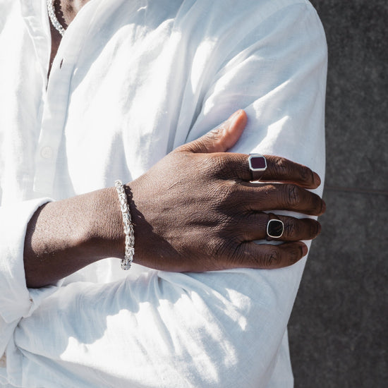 SIGNET RING ONYX SQUARE 925 SILVER RHODIUM-PLATED - IDENTIM®